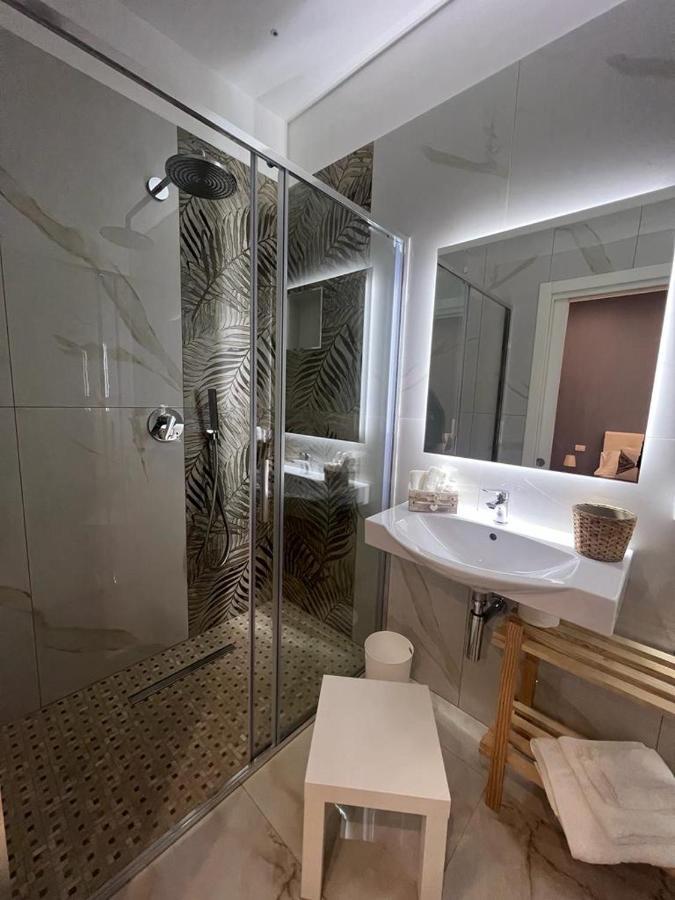 Goldenhouse Otel Napoli Dış mekan fotoğraf